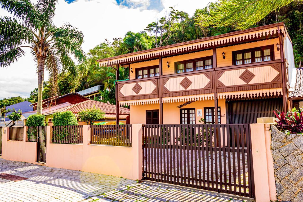 Pousada Casa Do Oscar Governador Celso Ramos Luaran gambar